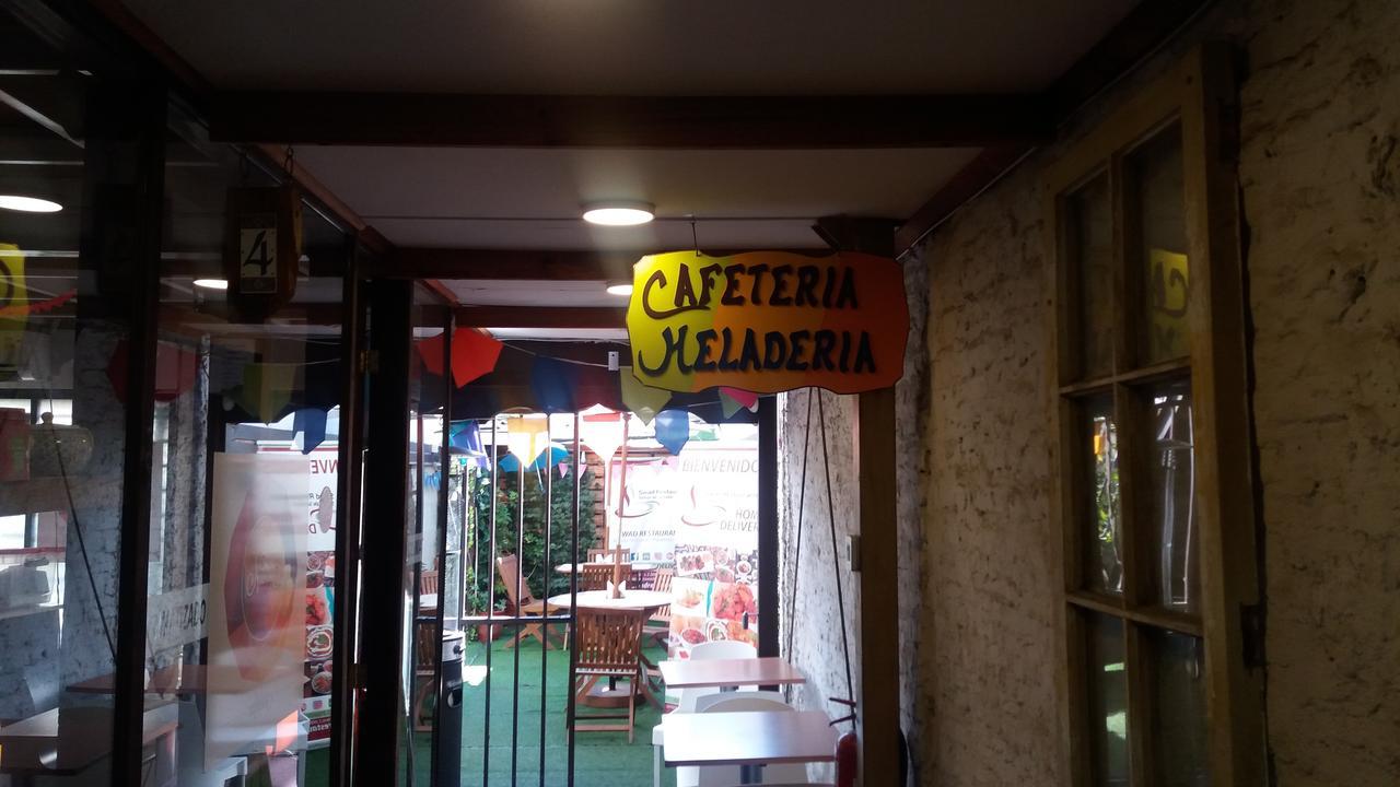 Trotamundos Hostal Santiago de Chile Bagian luar foto