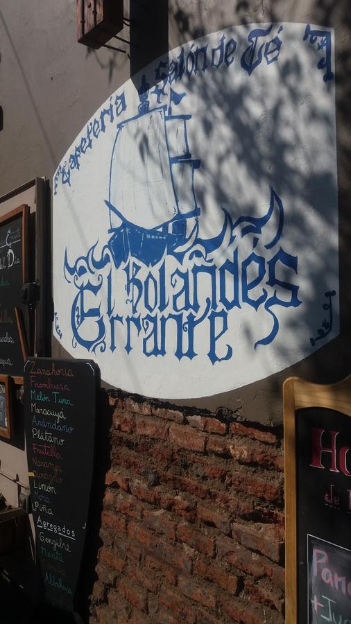 Trotamundos Hostal Santiago de Chile Bagian luar foto